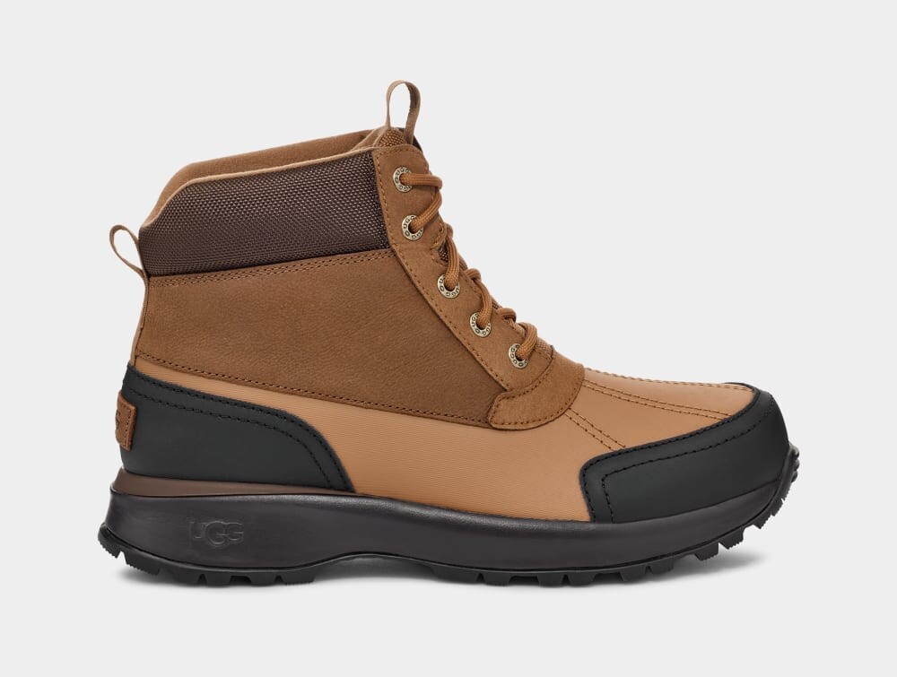 

Ботинки Emmett Duck Boot UGG, коричневый
