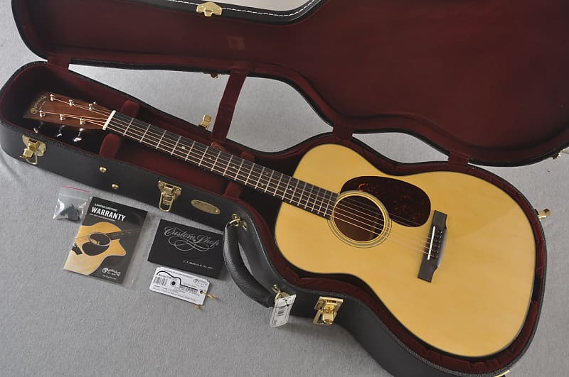 Акустическая гитара Martin Custom Shop 000 18 Style GE Adirondack Sinker Mahogany #2707276 цена и фото