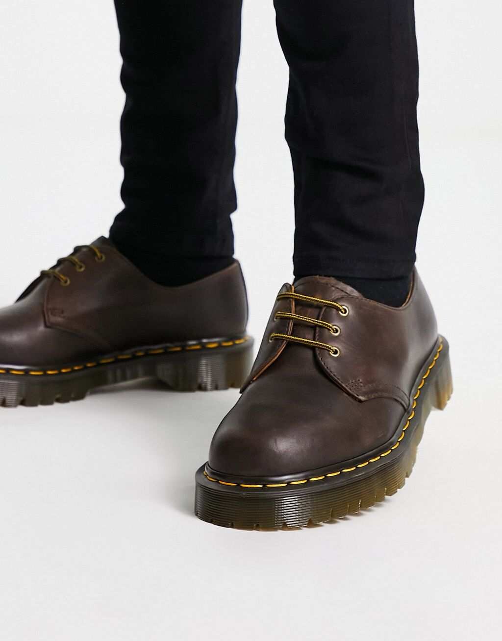

Темно-коричневые туфли с тремя парами люверсов Dr Martens 1461 bex
