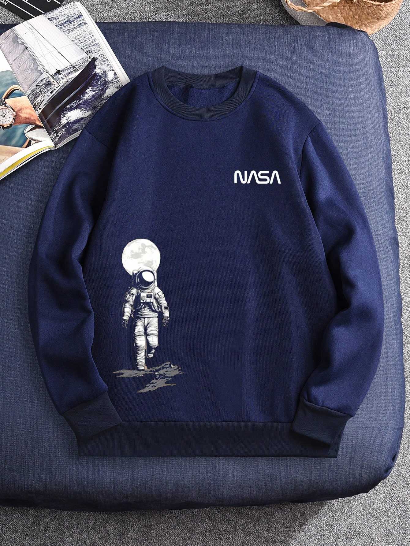 Мужской свитшот с круглым вырезом с принтом астронавтов, темно-синий