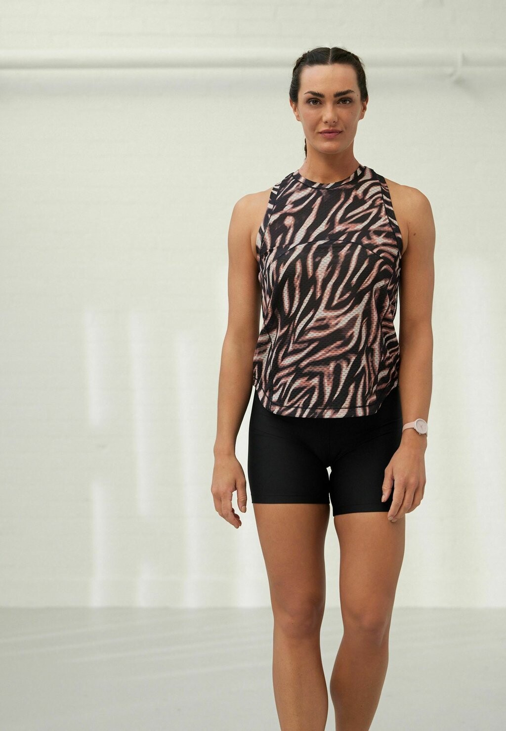 

Топ ACTIVE SPORT LIGHTWEIGHT MESH DETAIL VEST Next, черный