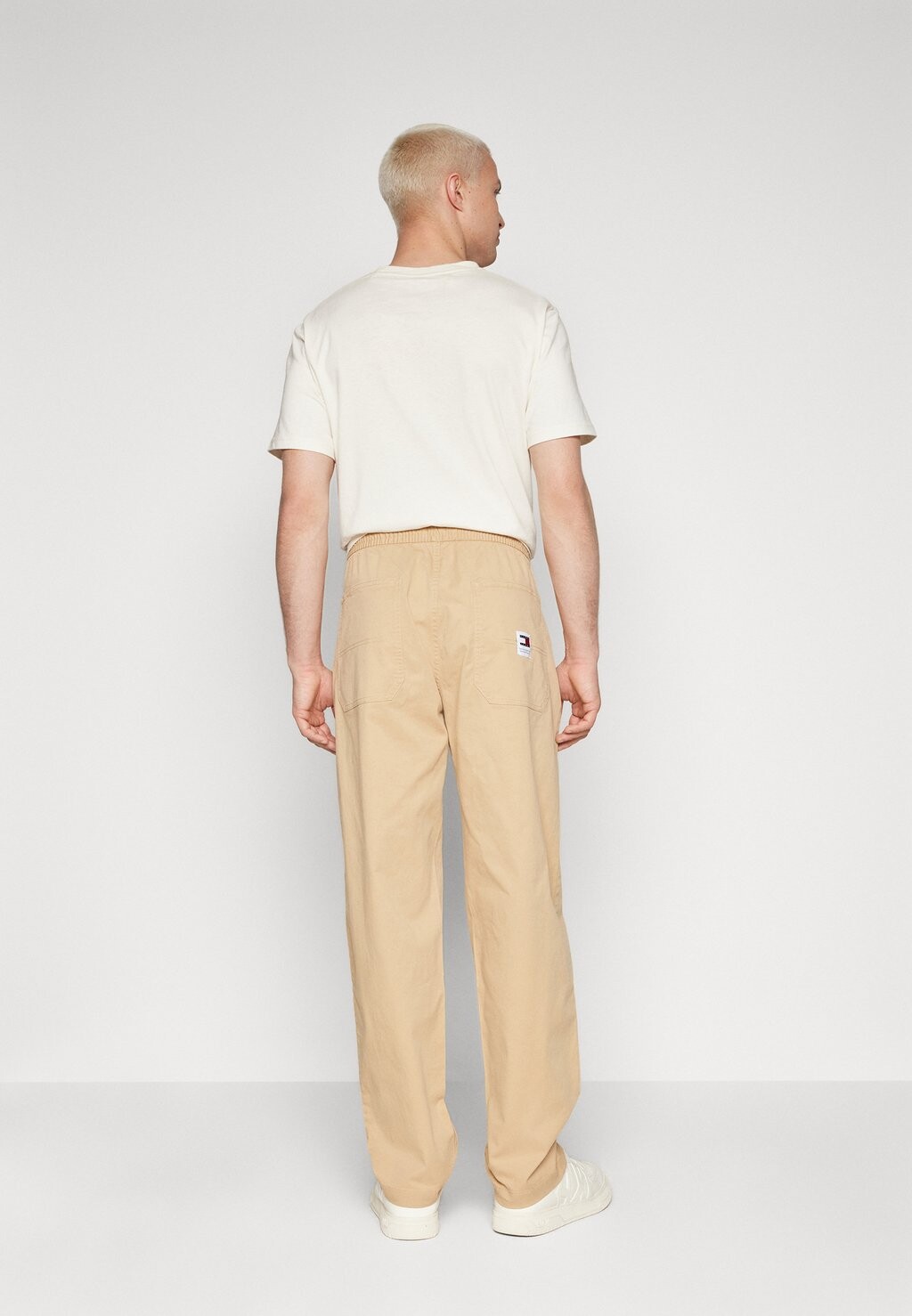 

Брюки из ткани AIDEN Tommy Jeans, бежевый