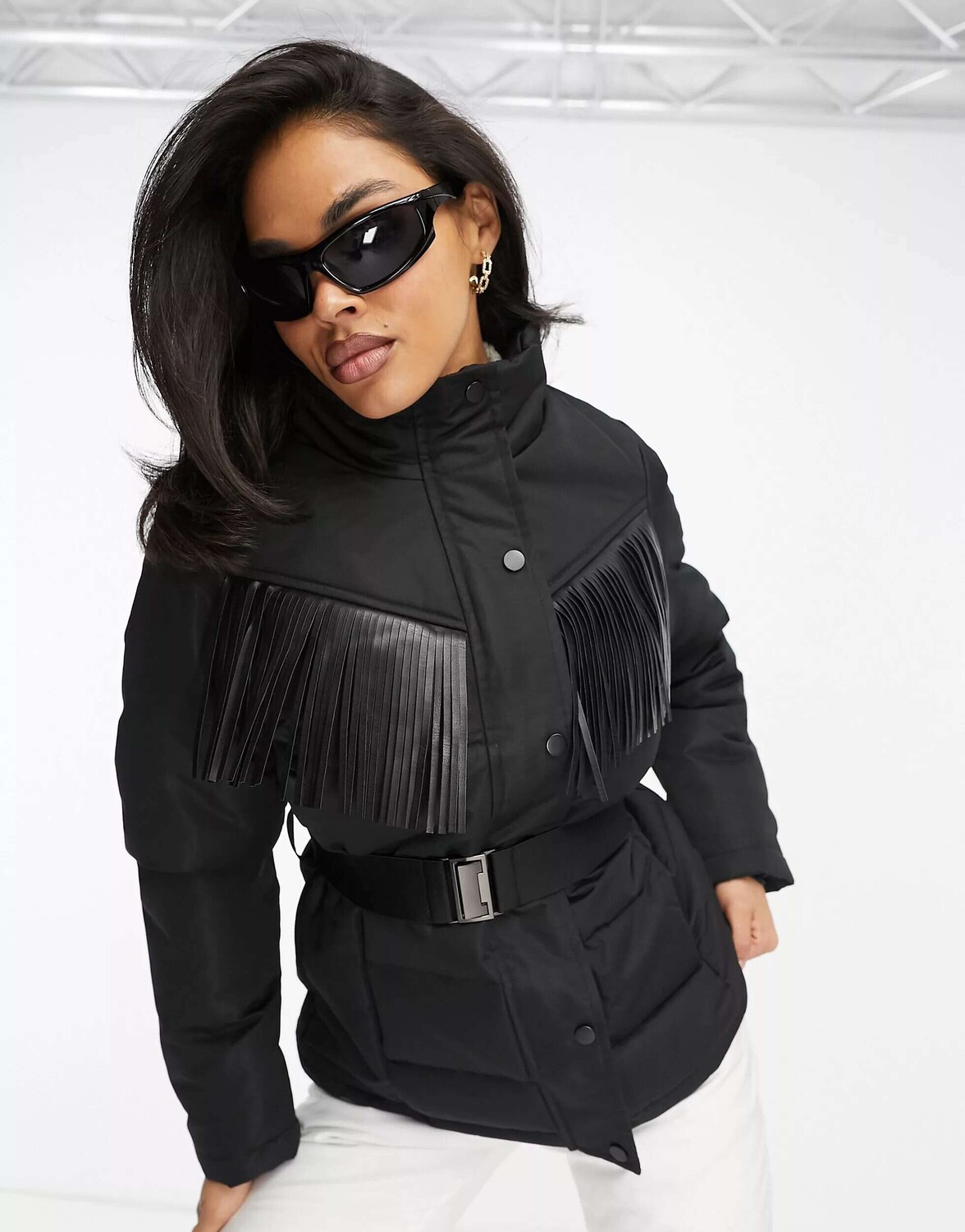 

Черное пальто с поясом и бахромой Threadbare Ski Threadbare, Черный
