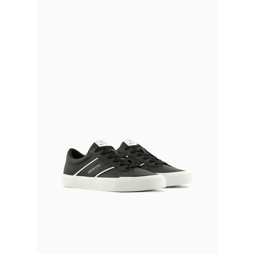 

Кроссовки Armani Exchange XUX165_XV758, черный