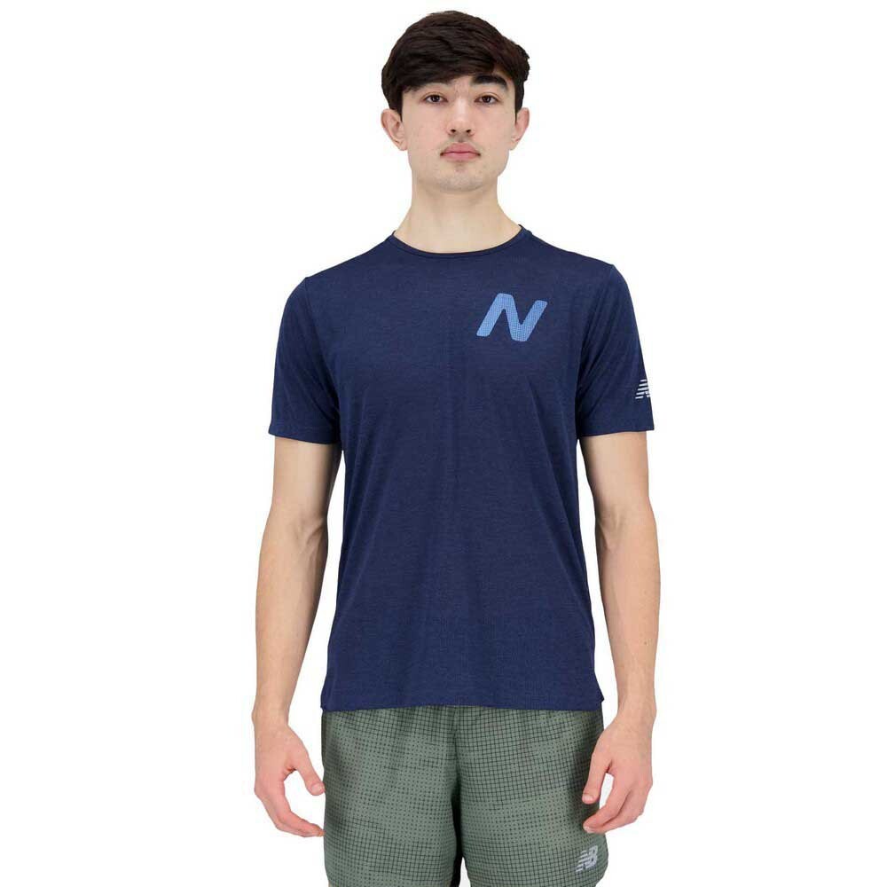 

Футболка New Balance Graphic Impact, синий