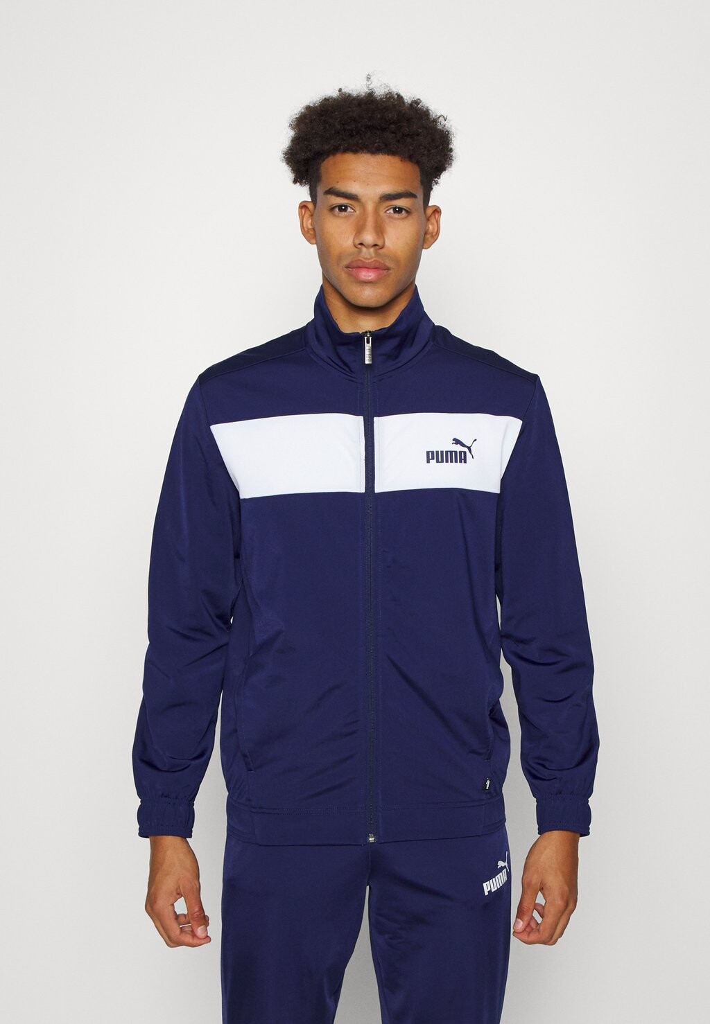 

Спортивный костюм Puma