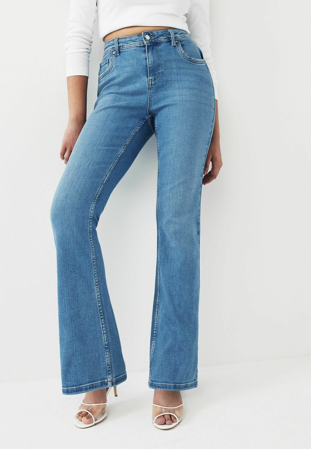 

Джинсы Bootcut Super Soft Hourglass Next, цвет mid blue wash