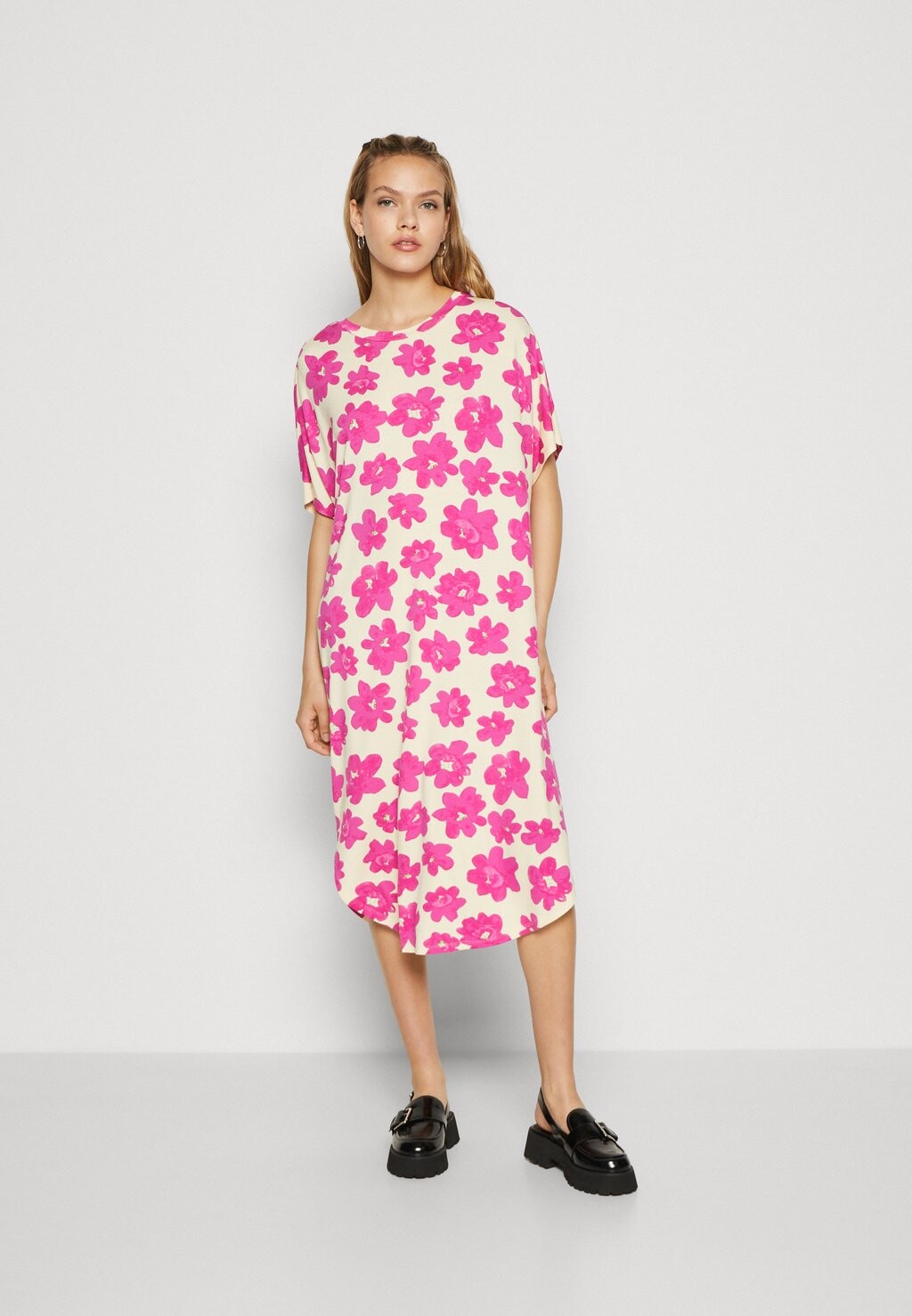 

Платье из джерси Monki