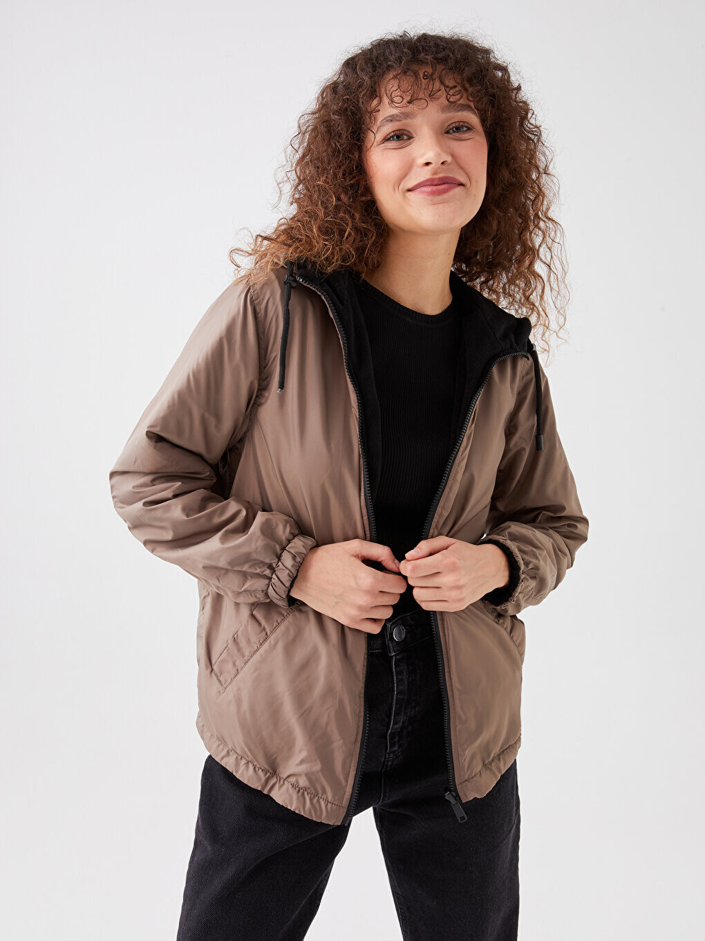 

Обычный двусторонний женский плащ с капюшоном и длинными рукавами LCWAIKIKI Classic