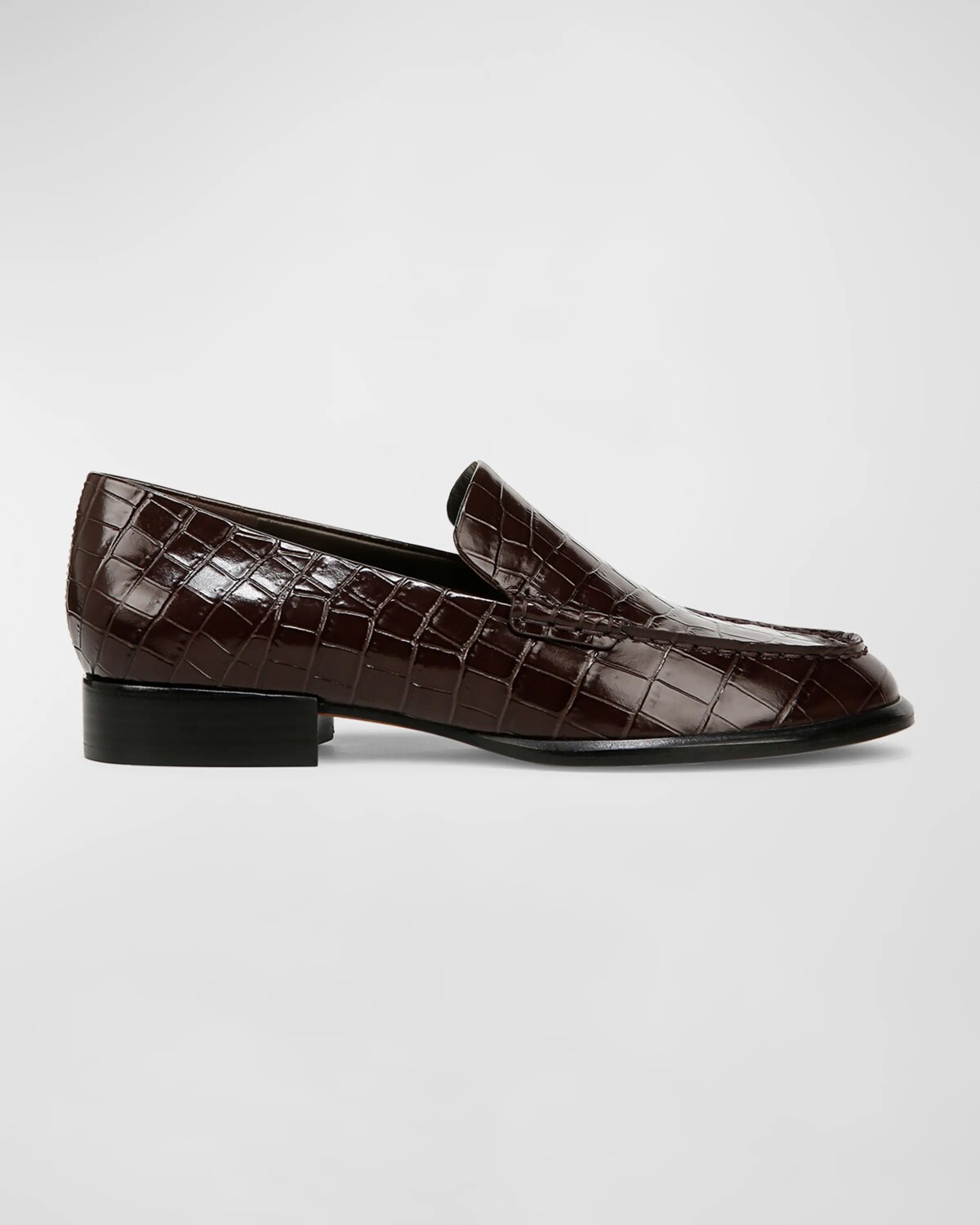 

Лоферы Naomi с тиснением под крокодила Vince, цвет Cacao Brown Croc Print Leather