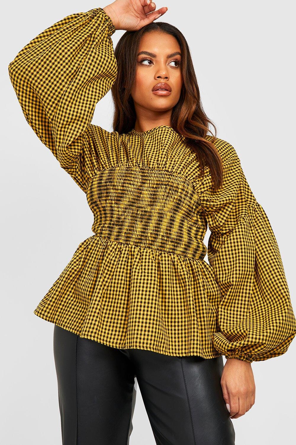 

Топ с баской в клетку plus Boohoo, желтый