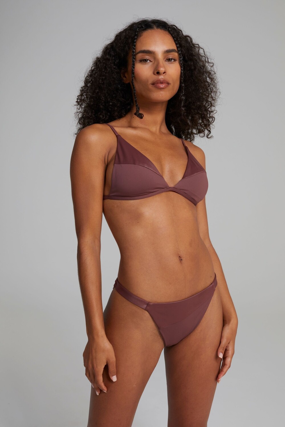 

Коричневый лиф бикини Core Essential с треугольными чашками Calvin Klein, коричневый
