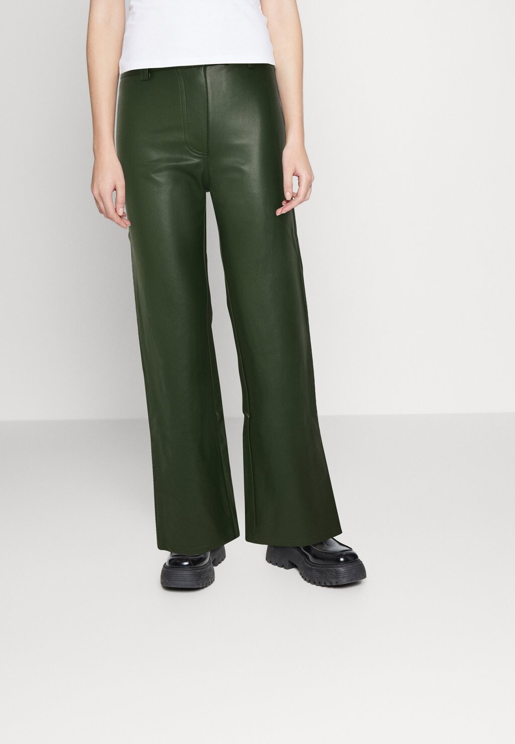 

Брюки Cotton On