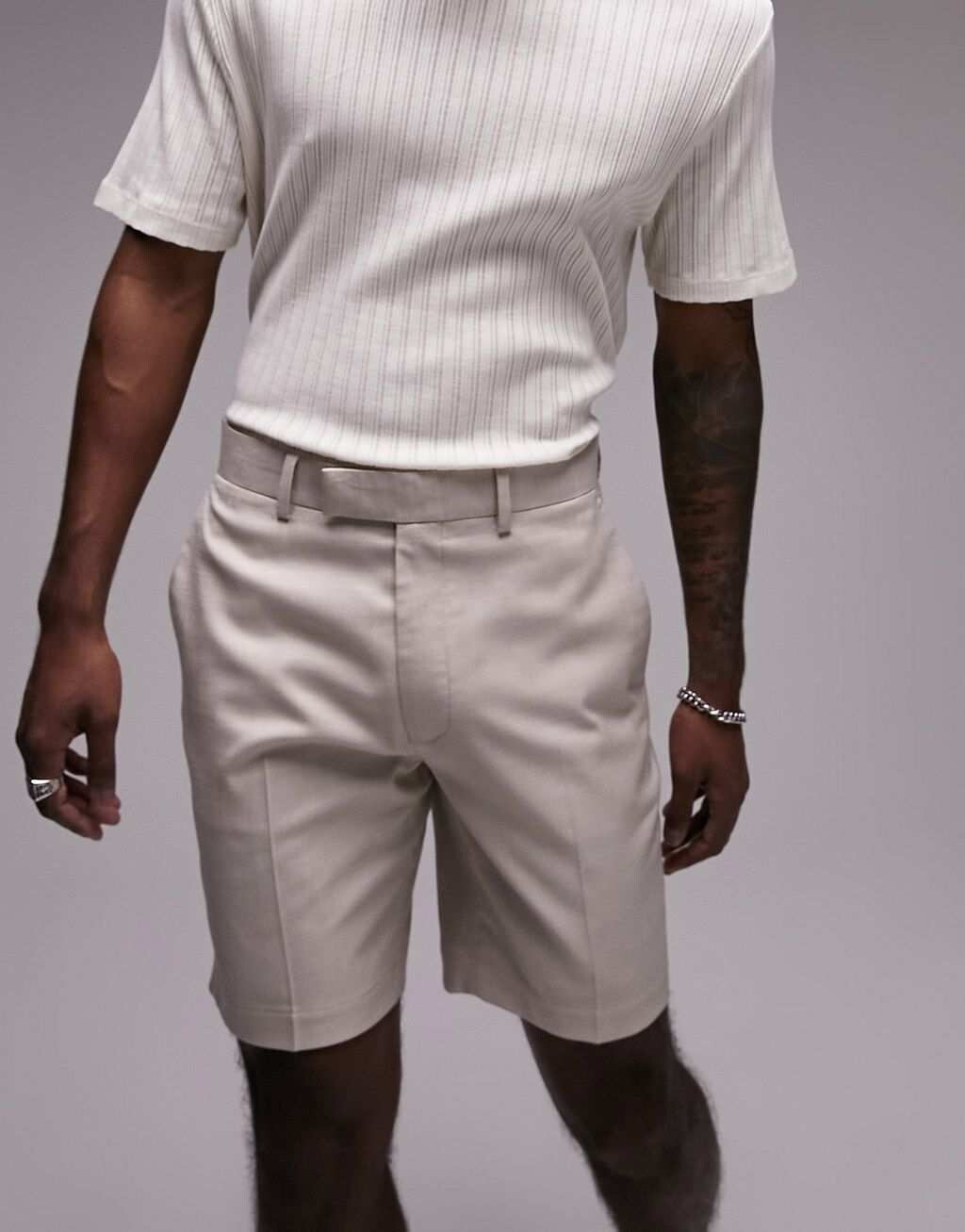 

Светло-коричневые шорты Topman Slim Smart