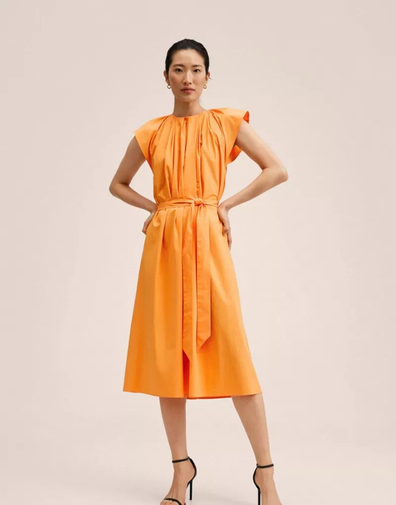 Оранжевое платье миди со сборками и завязкой на талии Mango