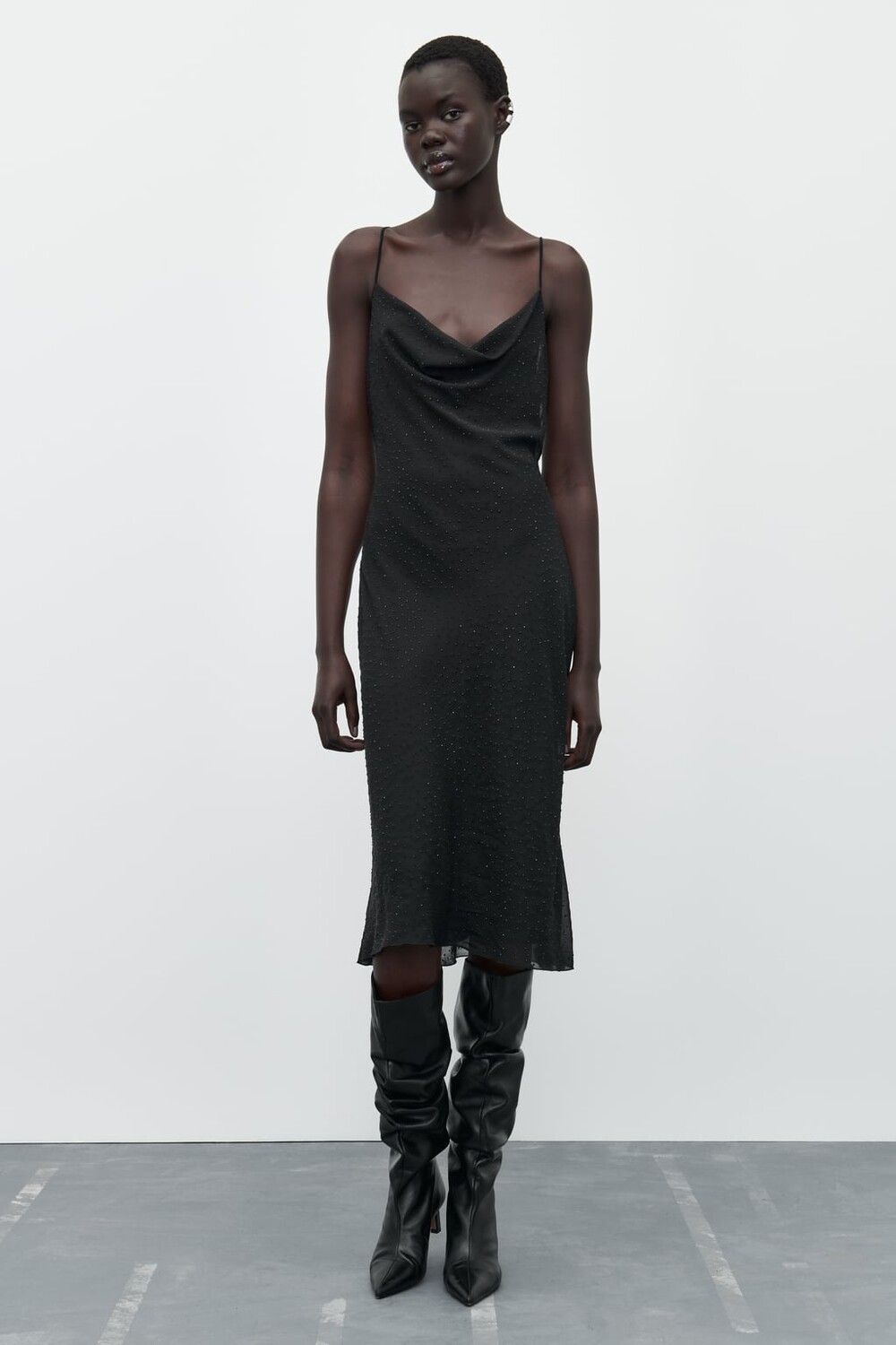 

Платье-комбинация со стразами ZARA, черный
