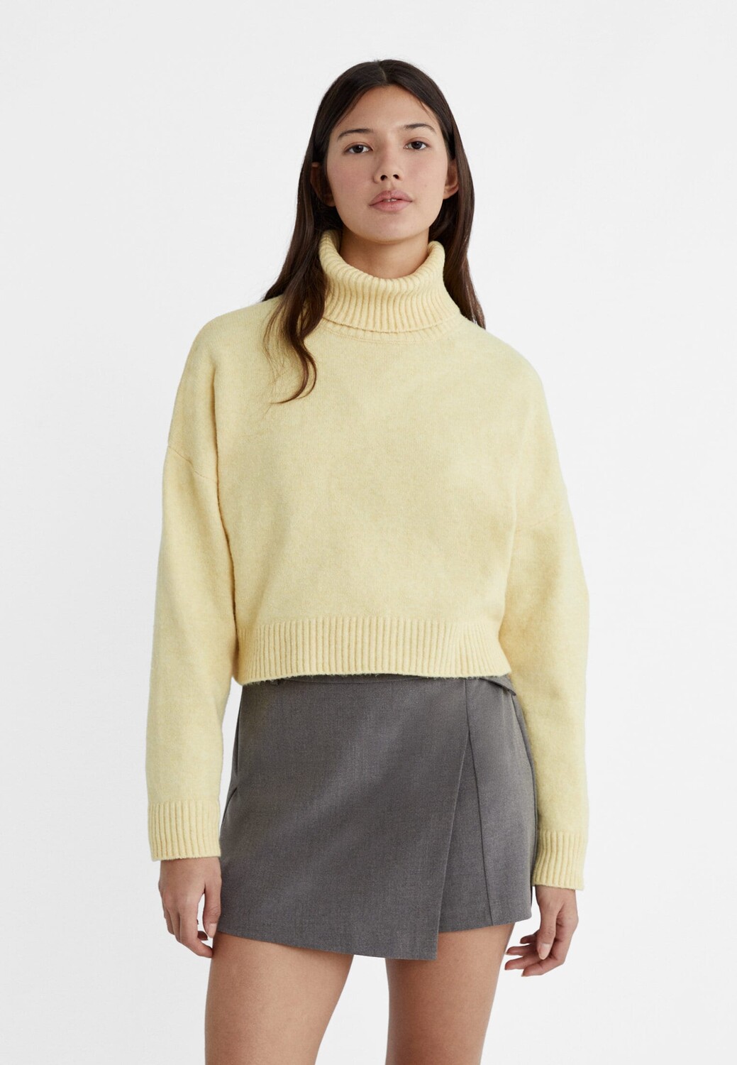 

Мягкий трикотажный свитер Stradivarius, желтый