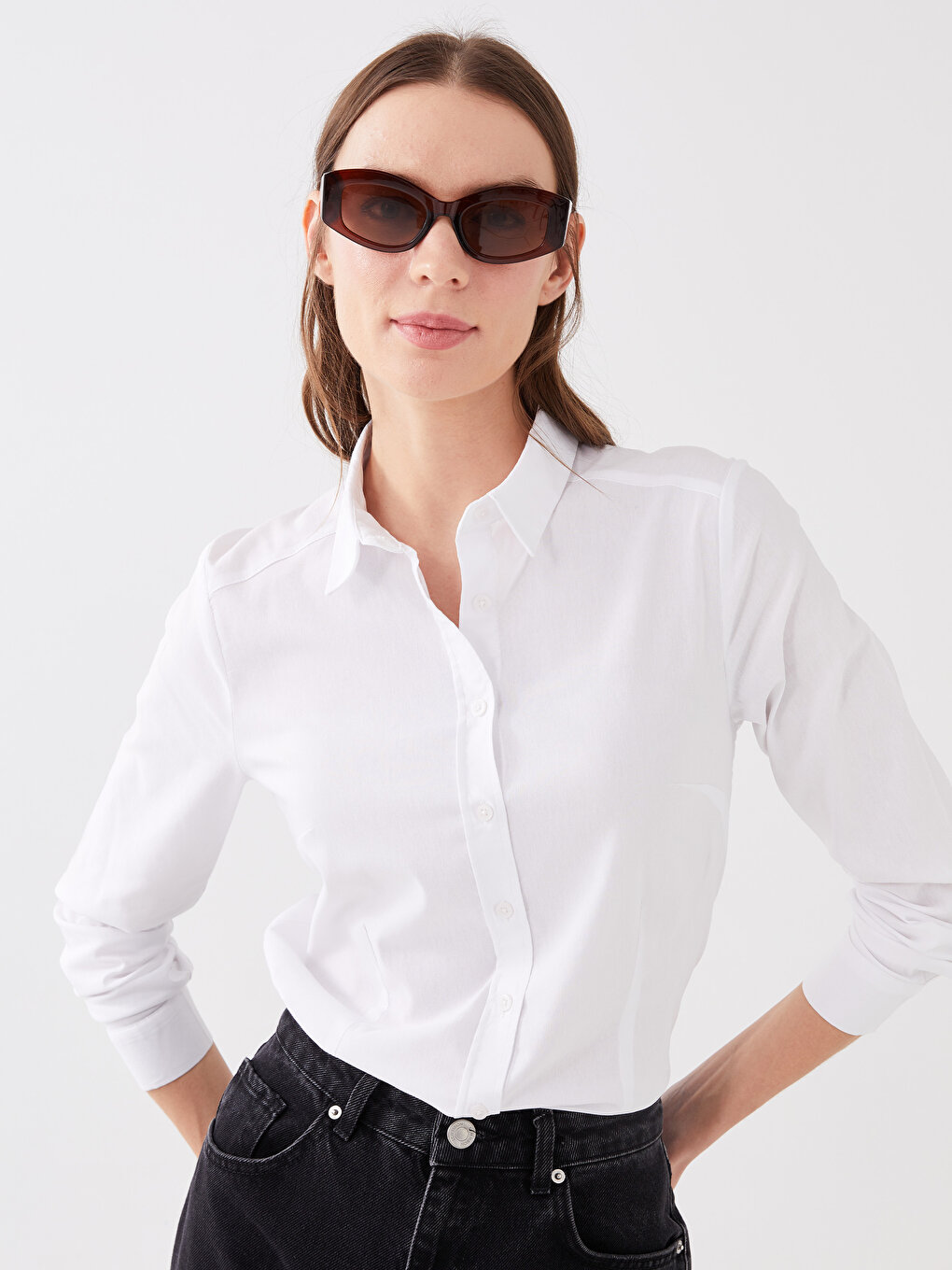 Простая женская рубашка с длинным рукавом LCWAIKIKI Basic, оптический белый