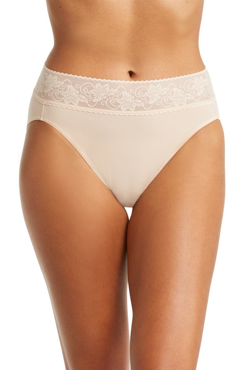 

Высокие трусы Comfort Touch WACOAL