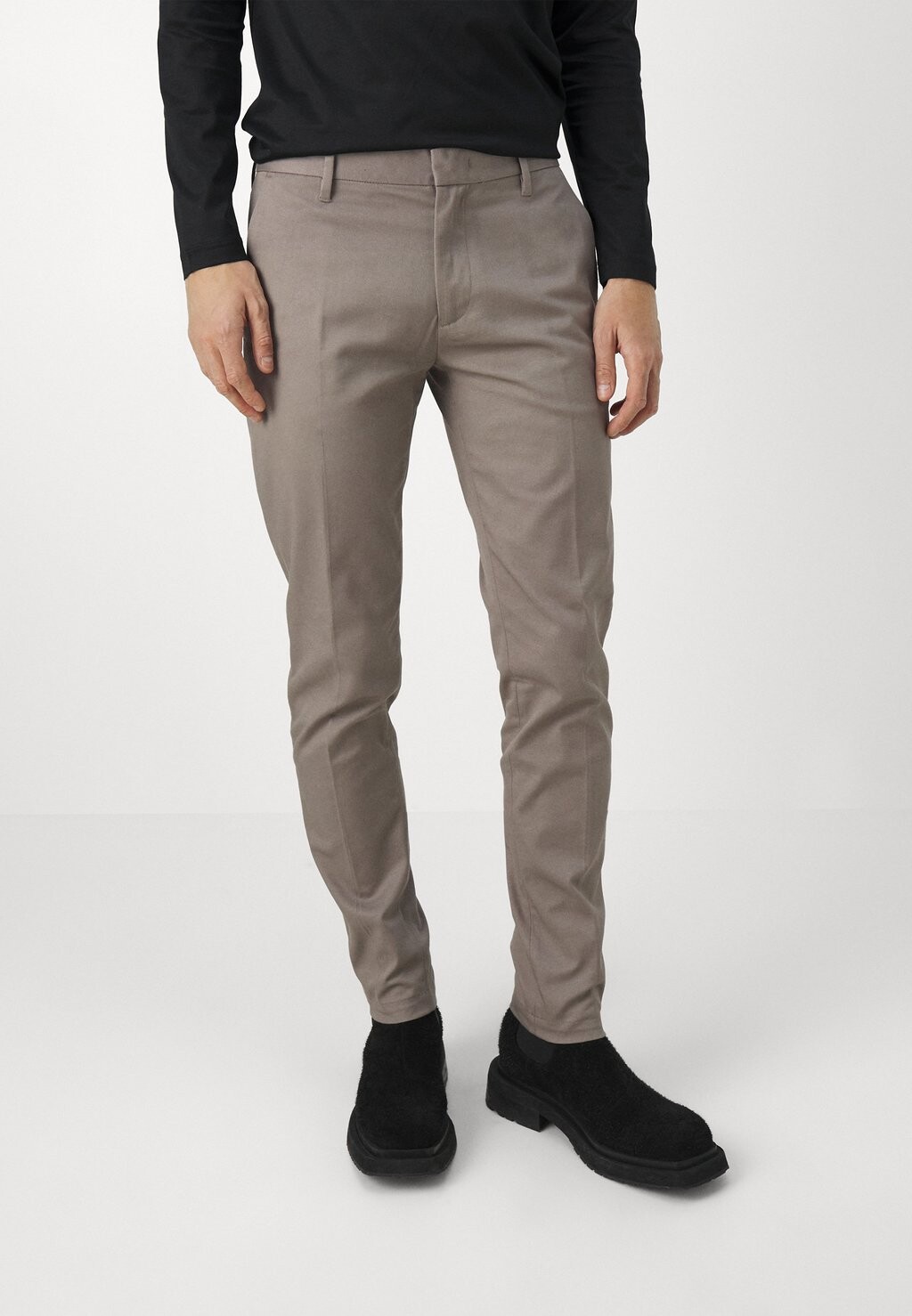 

Чинос Emporio Armani, бежевый
