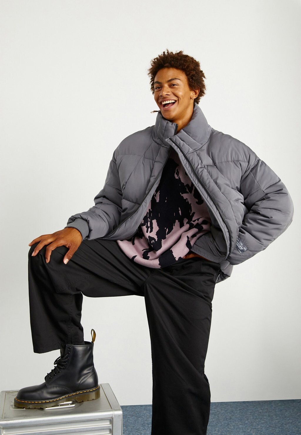

Зимняя куртка Vertere Berlin MOTION PUFFER JACKET, серый