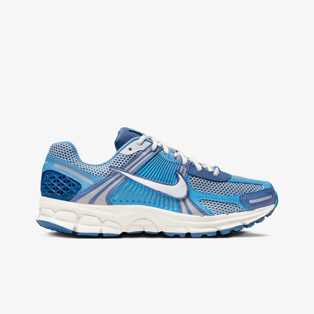 

Кроссовки Zoom Vomero 5 'Mystic Navy & Worn Blue' Nike, синий