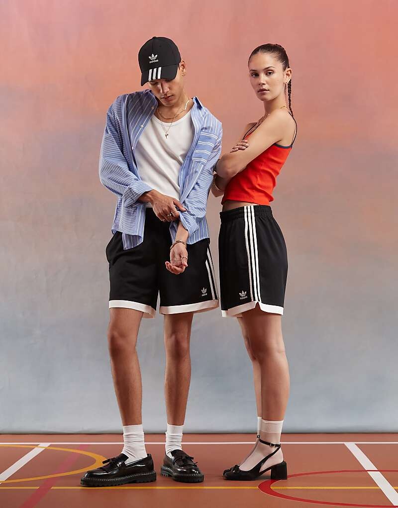 

adidas Originals – Шорты adicolor – цвета Schwarz