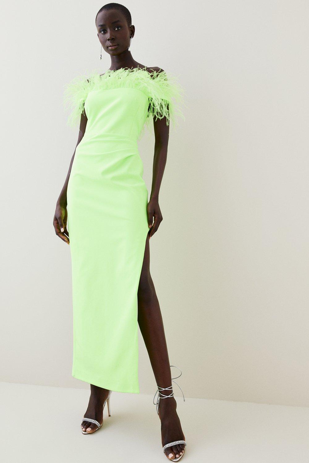Приталенное платье макси из эластичного крепа с вырезами и вырезами из перьев Karen Millen, зеленый