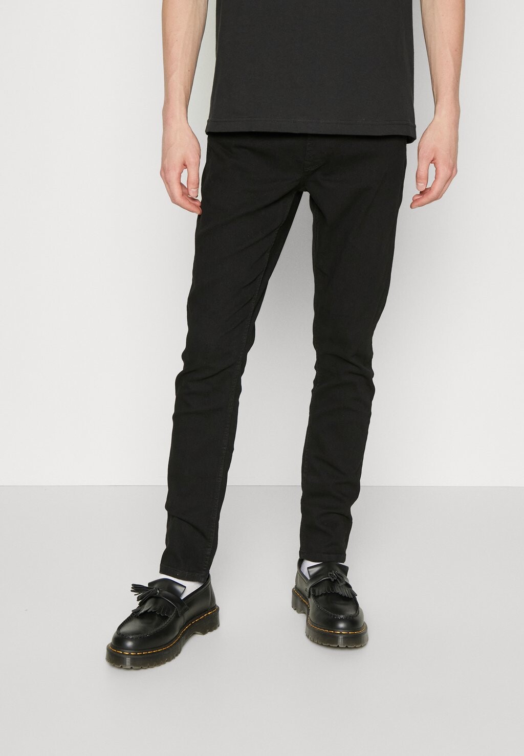 

Джинсы Slim fit Only & Sons