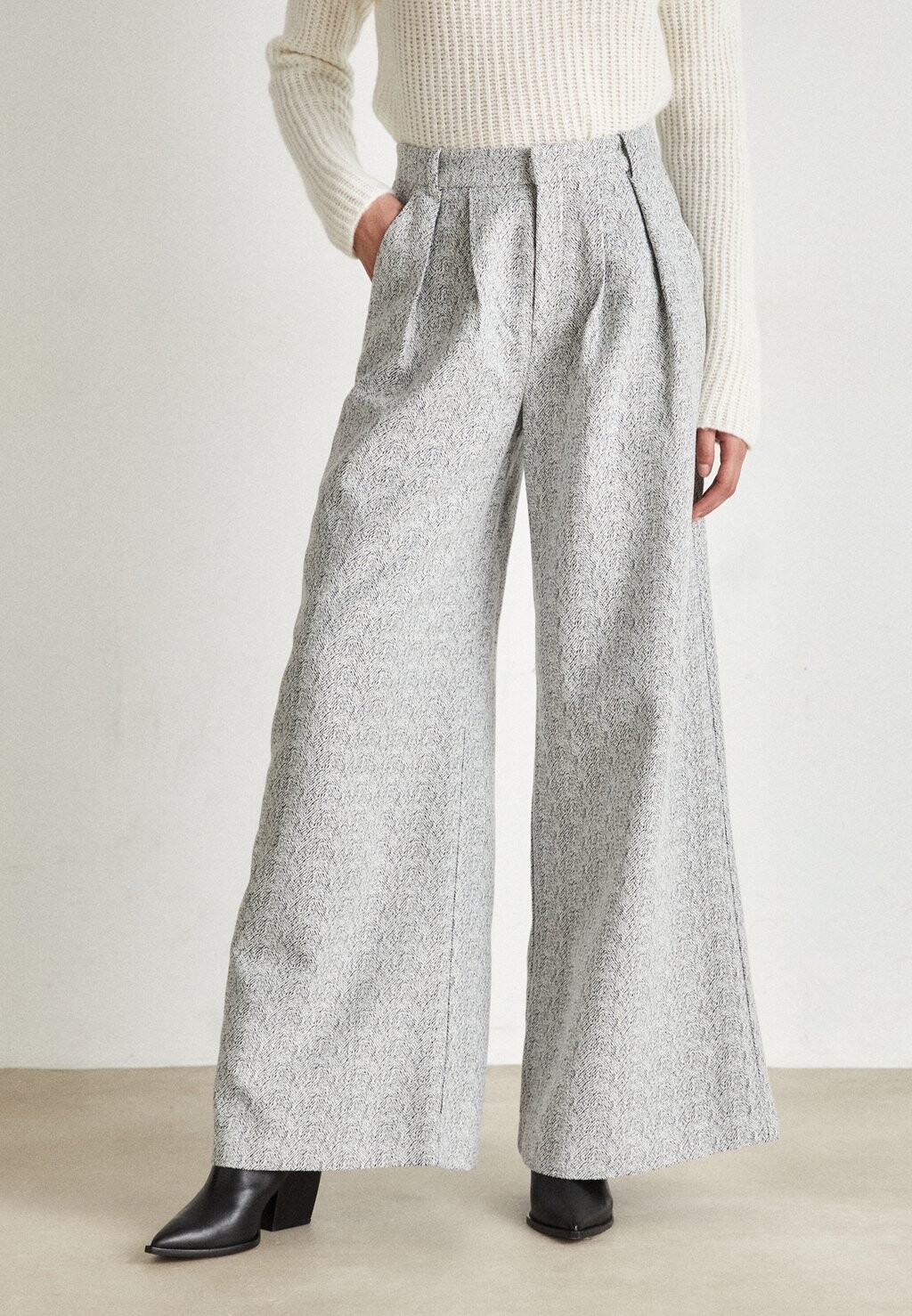 

Брюки COELLEGZ PANTS Gestuz, черный