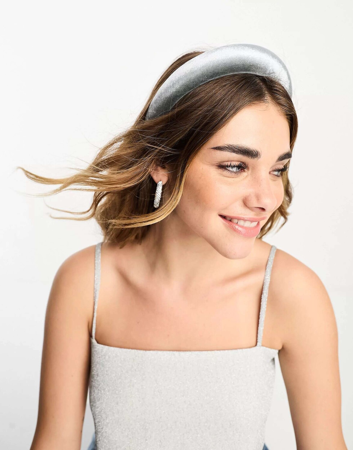 

Серый бархатный мягкий ободок на голову ASOS