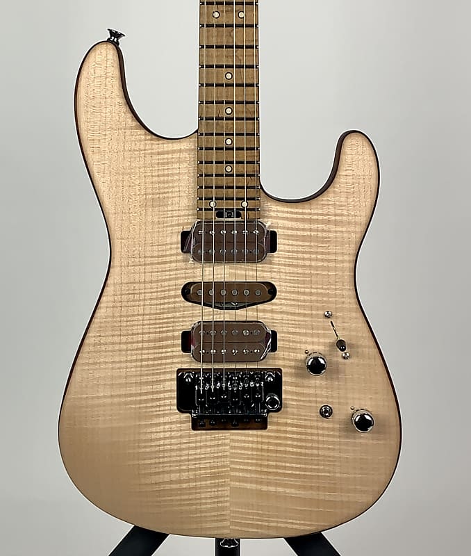 

Электрогитара Charvel Guthrie Govan USA Signature HSH Flame Maple - Natural Flame Top