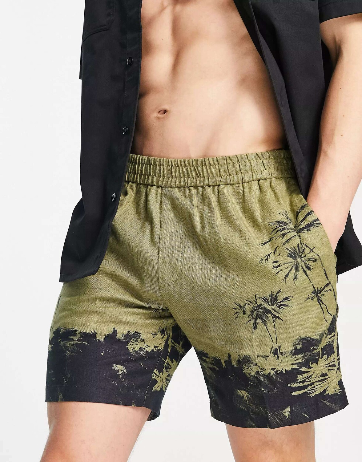 

Льняные шорты с принтом пальмы Topman цвета хаки