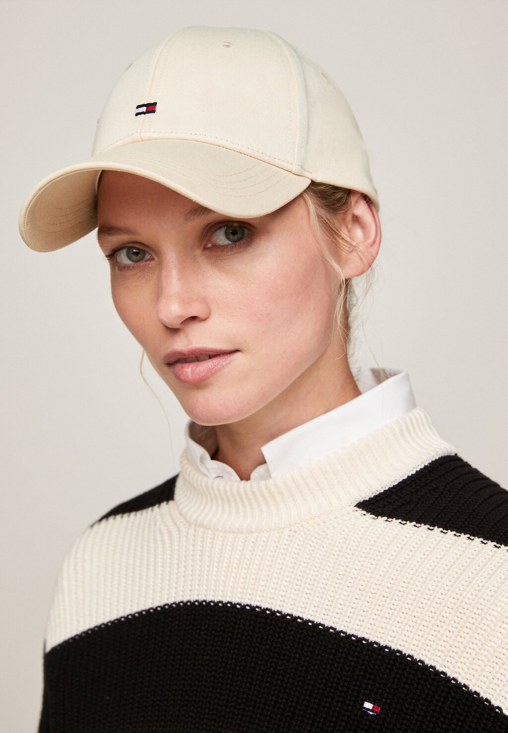 

Кепка Essential Flag Unisex Tommy Hilfiger, цвет white clay