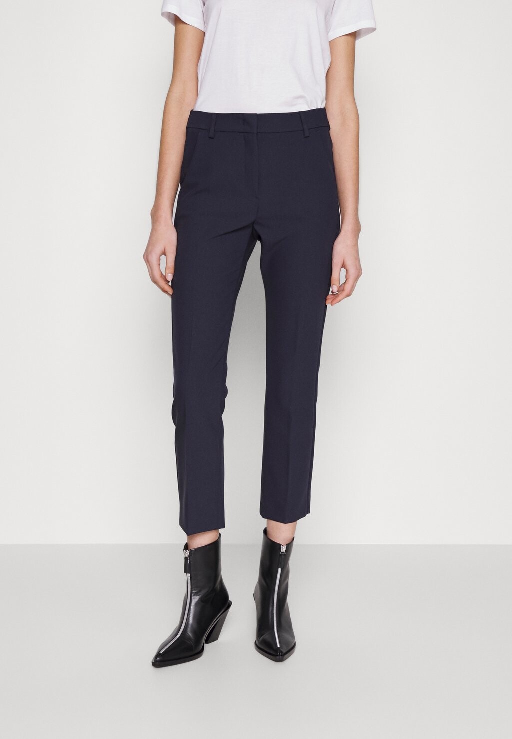 

Голубые брюки WEEKEND MaxMara, синий