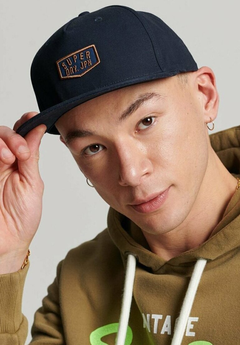 

Бейсболка Superdry