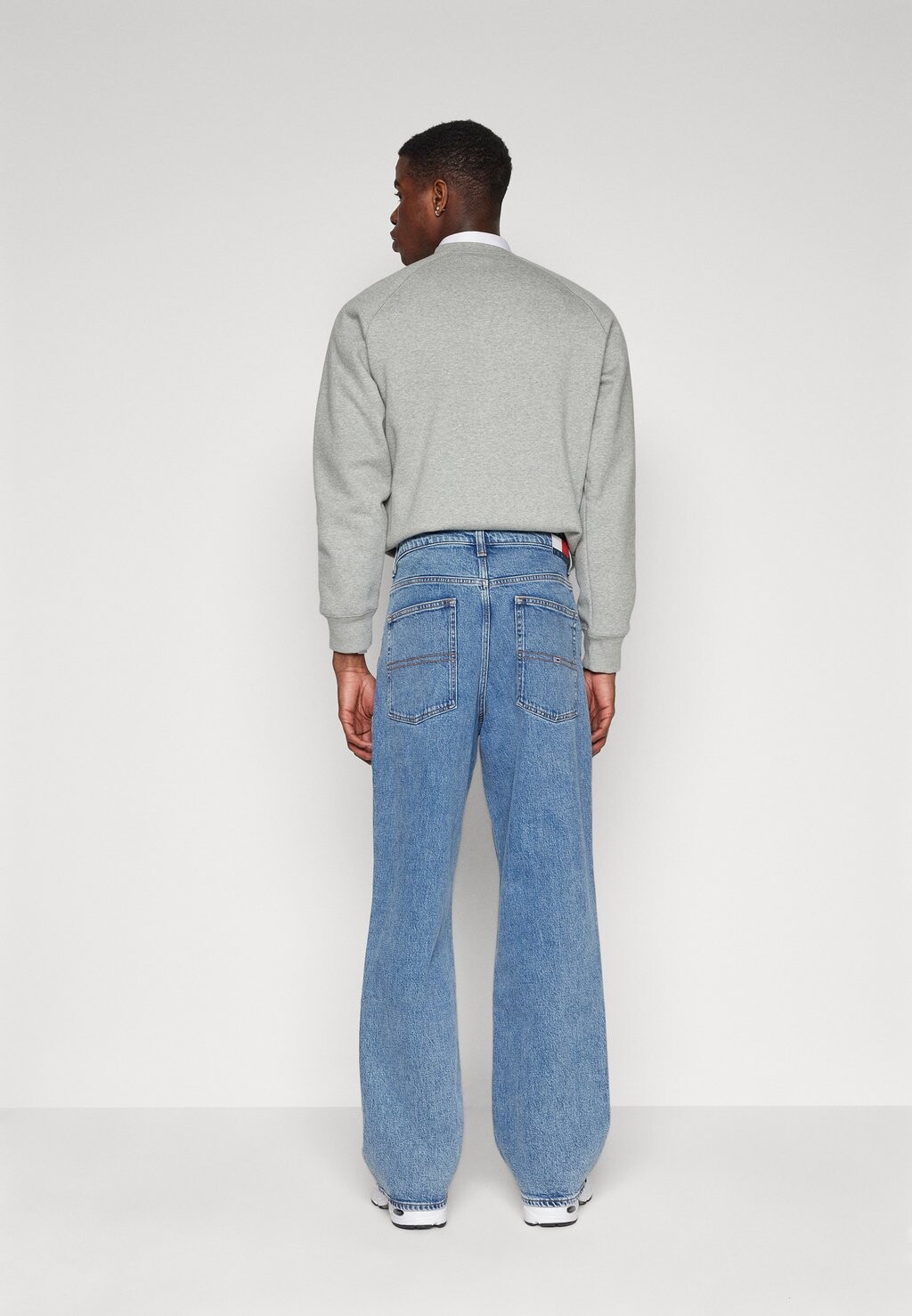 

Джинсы Baggy Aiden Baggy Tommy Jeans, цвет denim medium