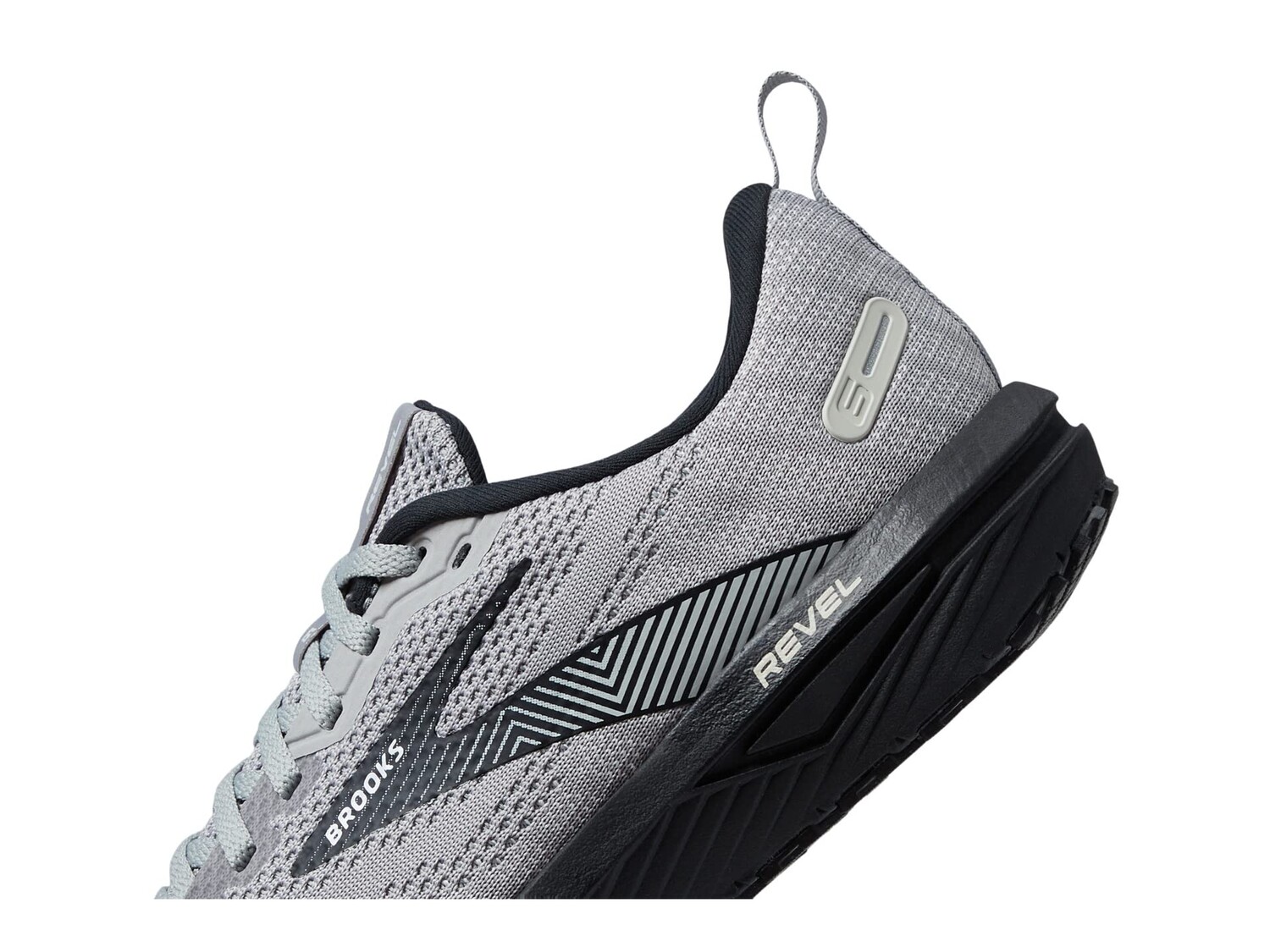 

Кроссовки Brooks Revel 6