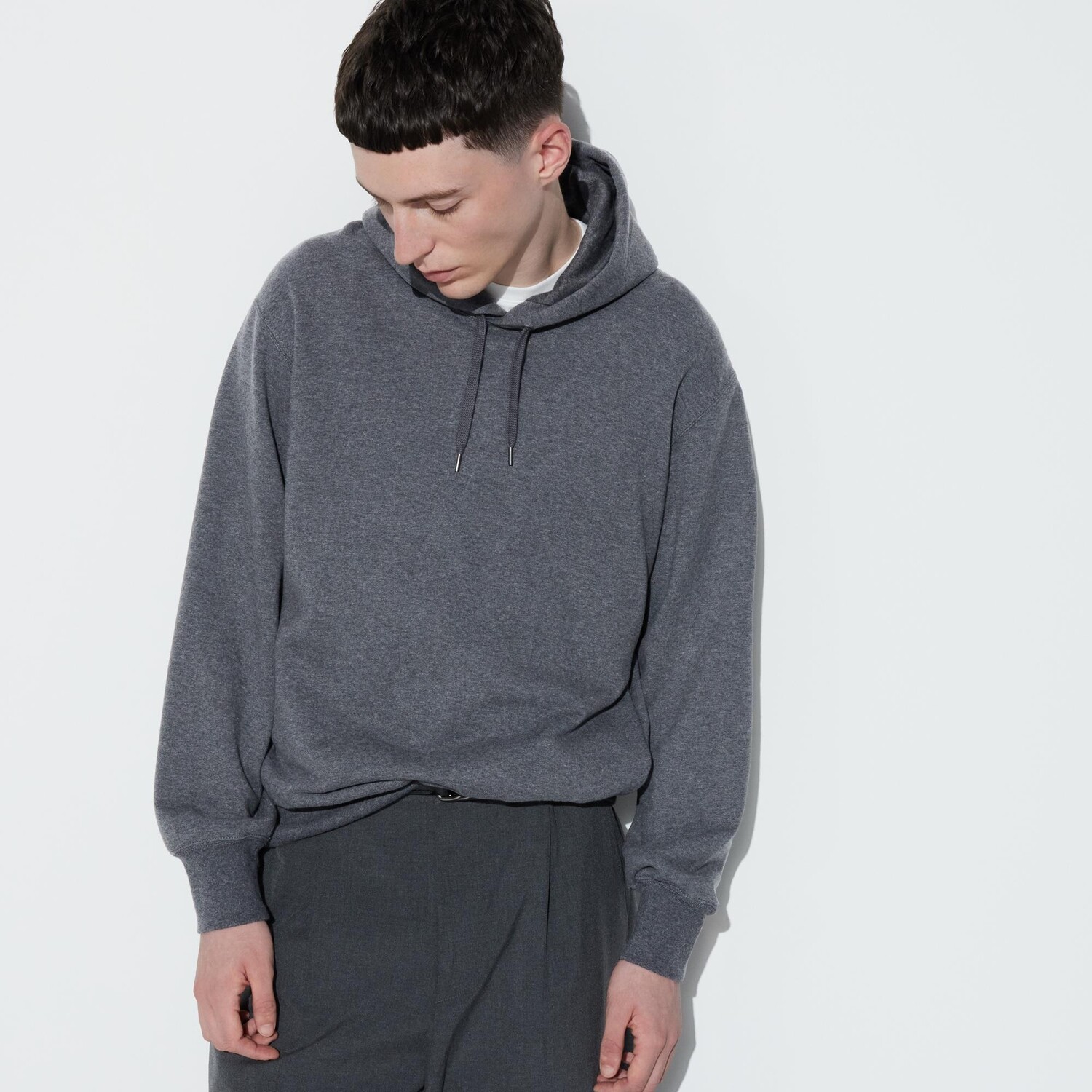 

Парка Sweat Pull (с длинными рукавами) UNIQLO, темно-серый
