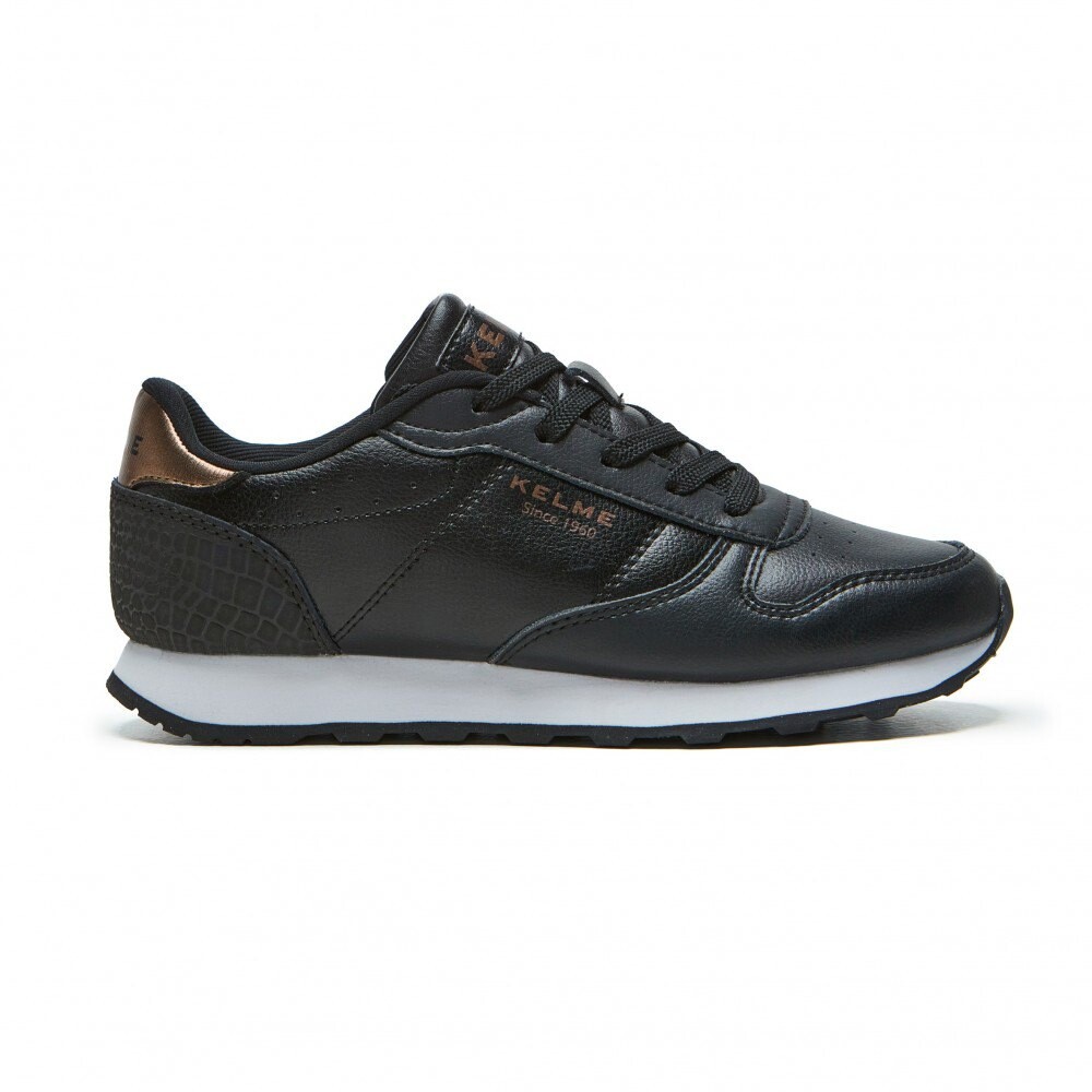 

Кроссовки Kelme Victory Chic, черный