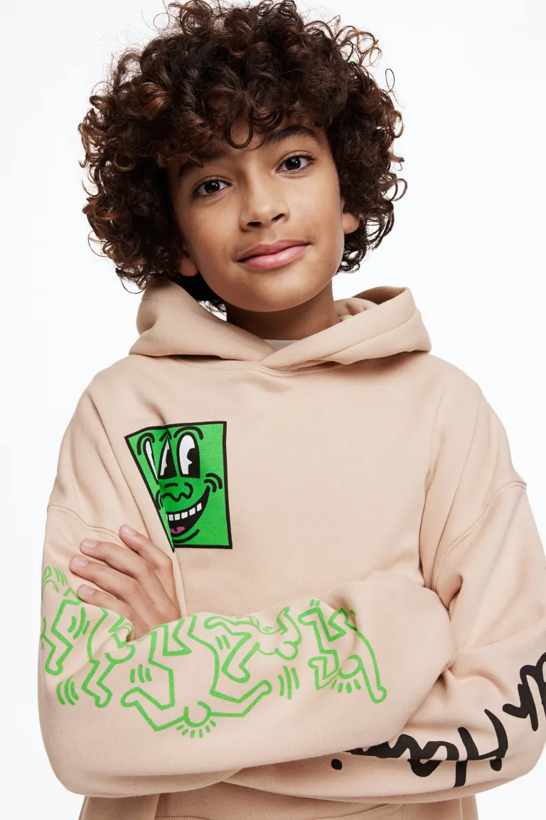 

Объемная толстовка с капюшоном и принтом H&M, бежевый