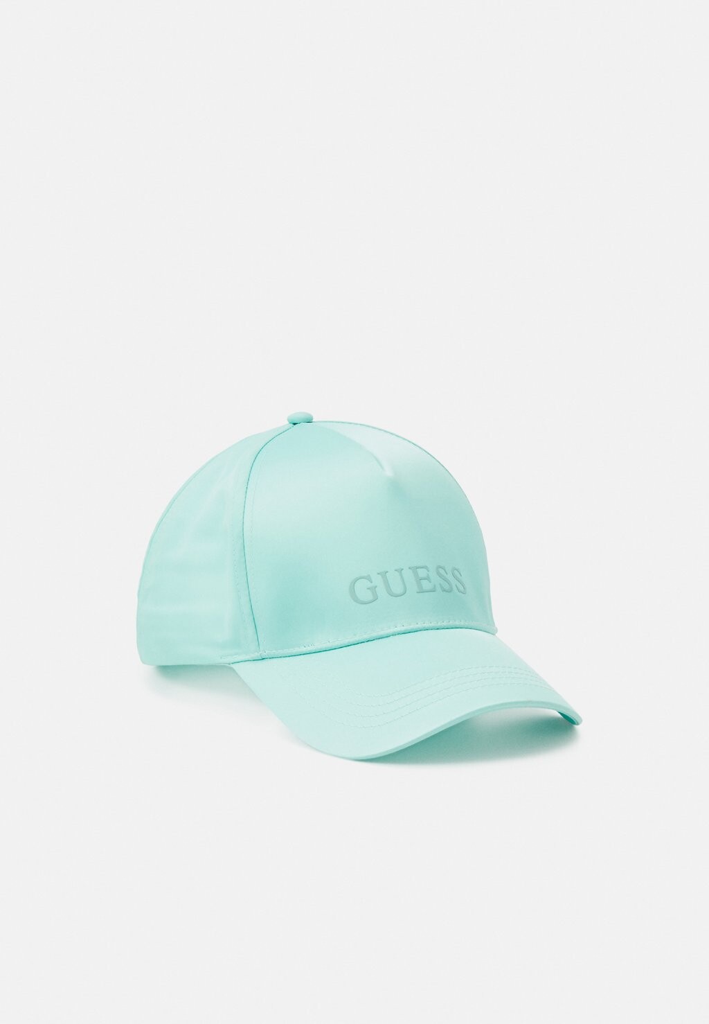 

Бейсболка Guess
