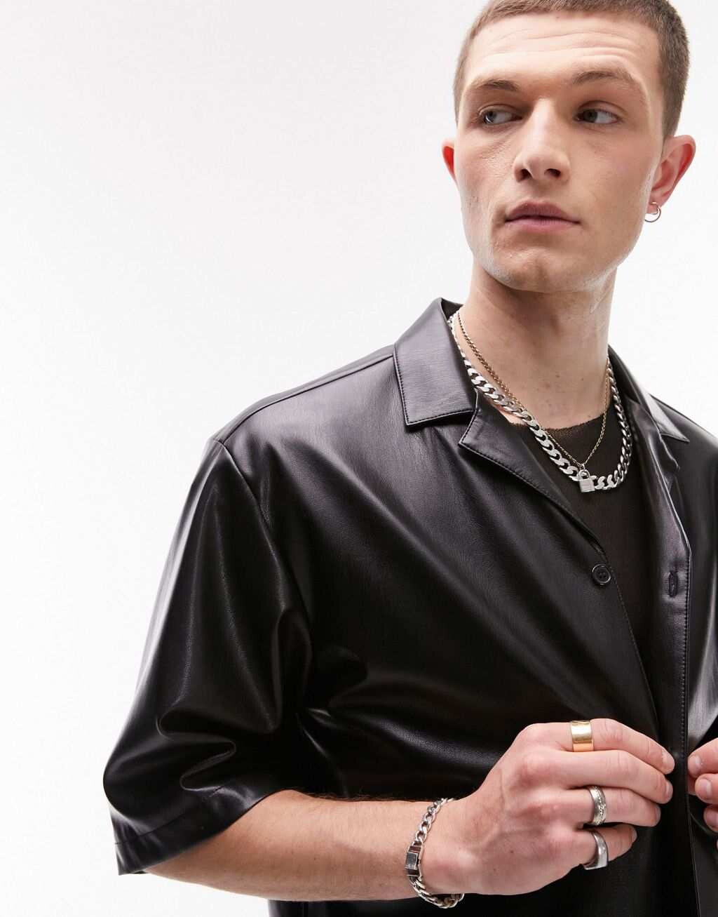 

Черная свободная рубашка из искусственной кожи Topman Premium