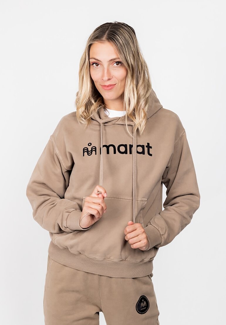 

Худи Marat