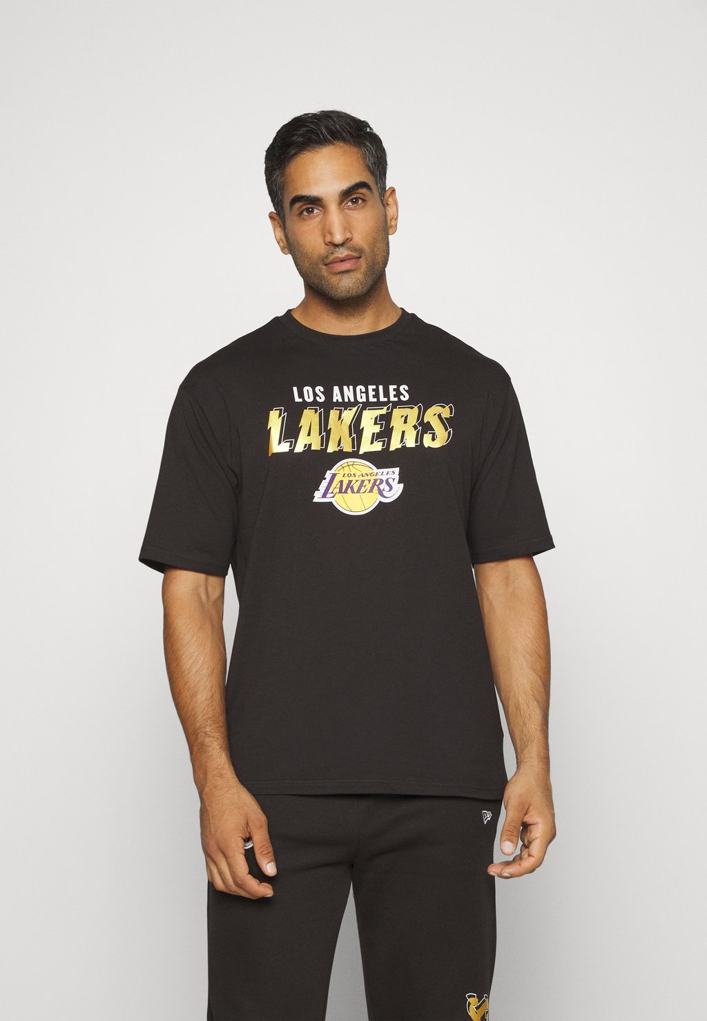 

Команда Nba Los Angeles Lakers Team Script Tee New Era, цвет schwarz/goldfarben