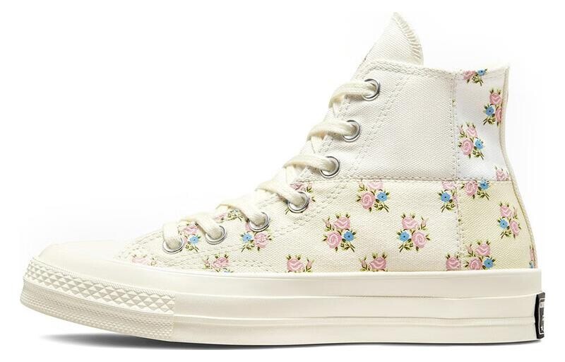 

Женские парусиновые туфли Converse 1970-х годов