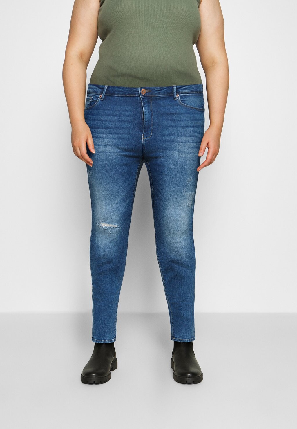 

Джинсы Skinny Fit ONLY Carmakoma