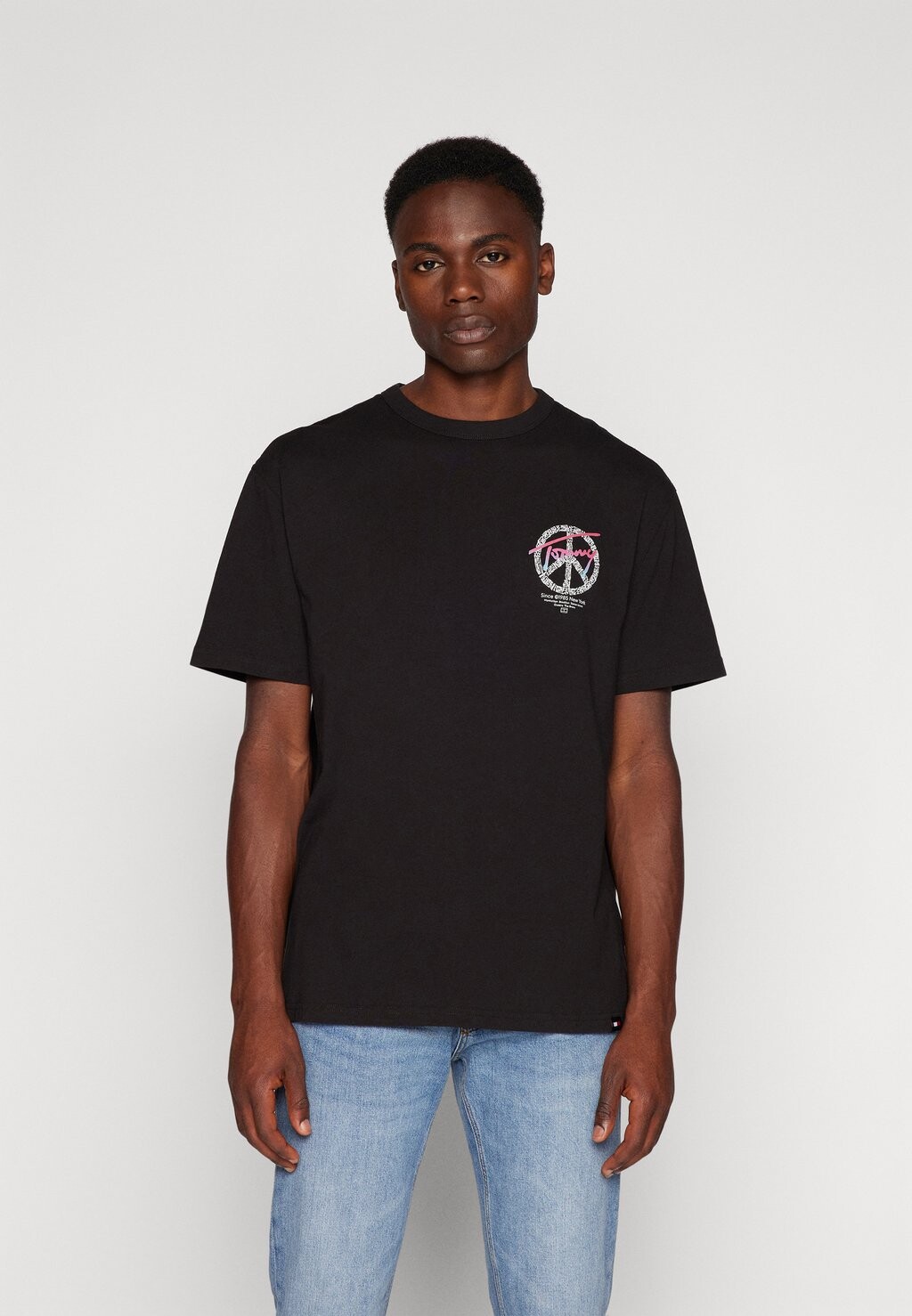 

Футболка с принтом GRAPHIC TEE Tommy Jeans, цвет black