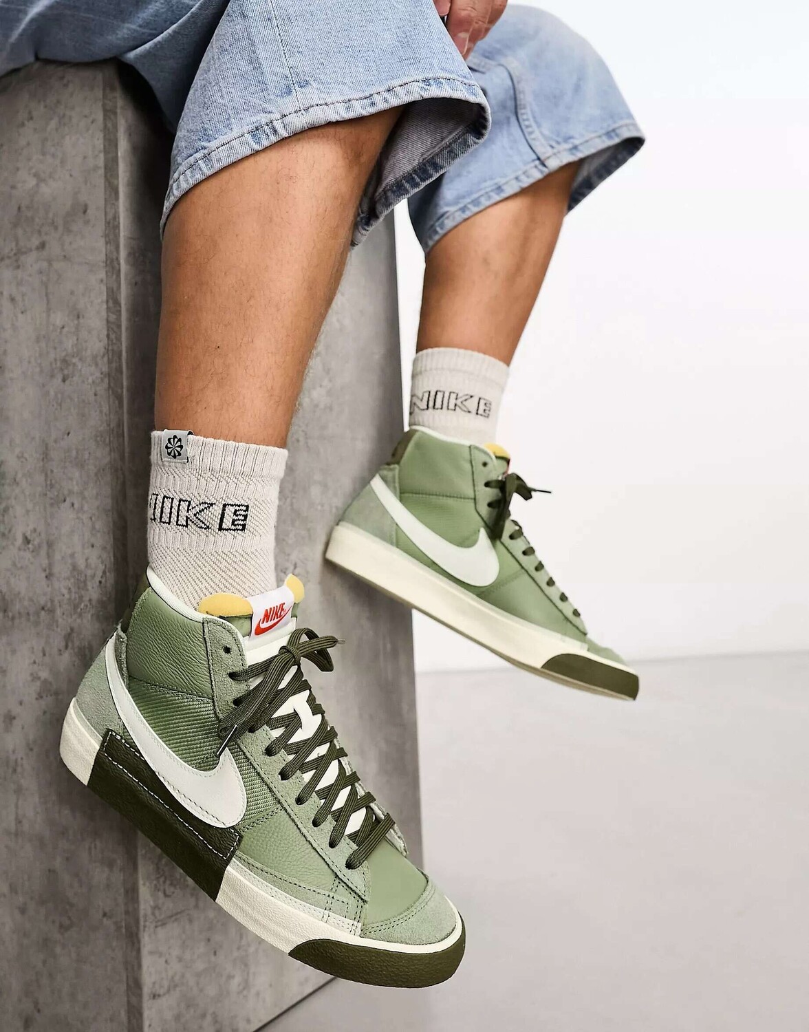 

Кроссовки Nike Blazer Mid '77 Pro Club цвета хаки