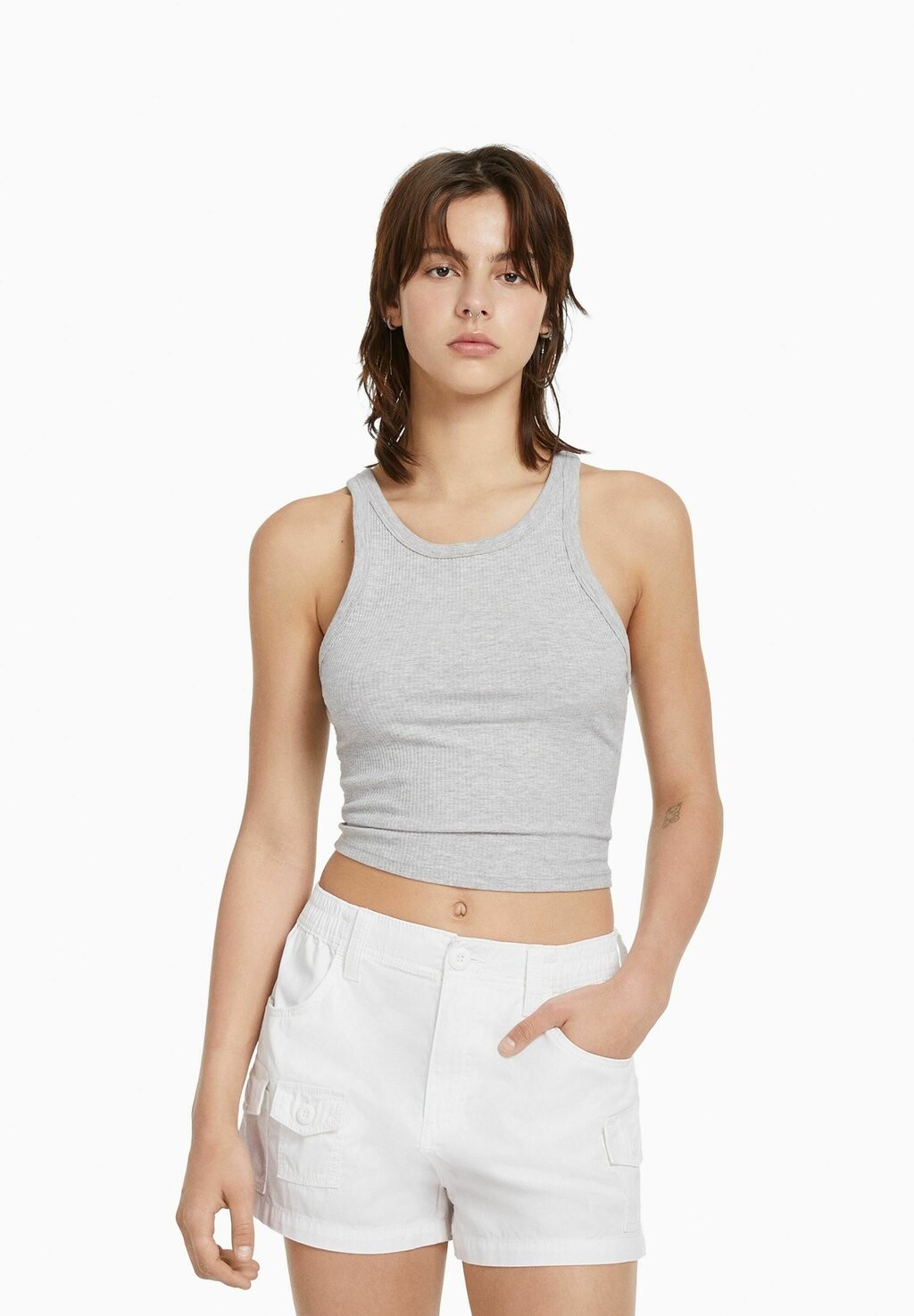 

Шорты Bershka, белый